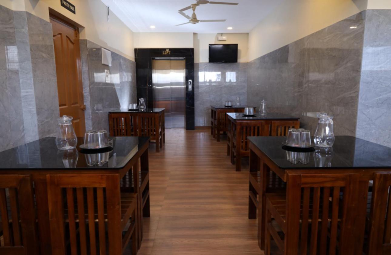 Hotel President Park Coimbatore Buitenkant foto