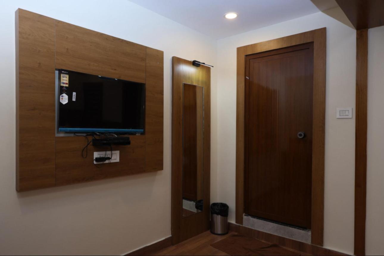 Hotel President Park Coimbatore Buitenkant foto