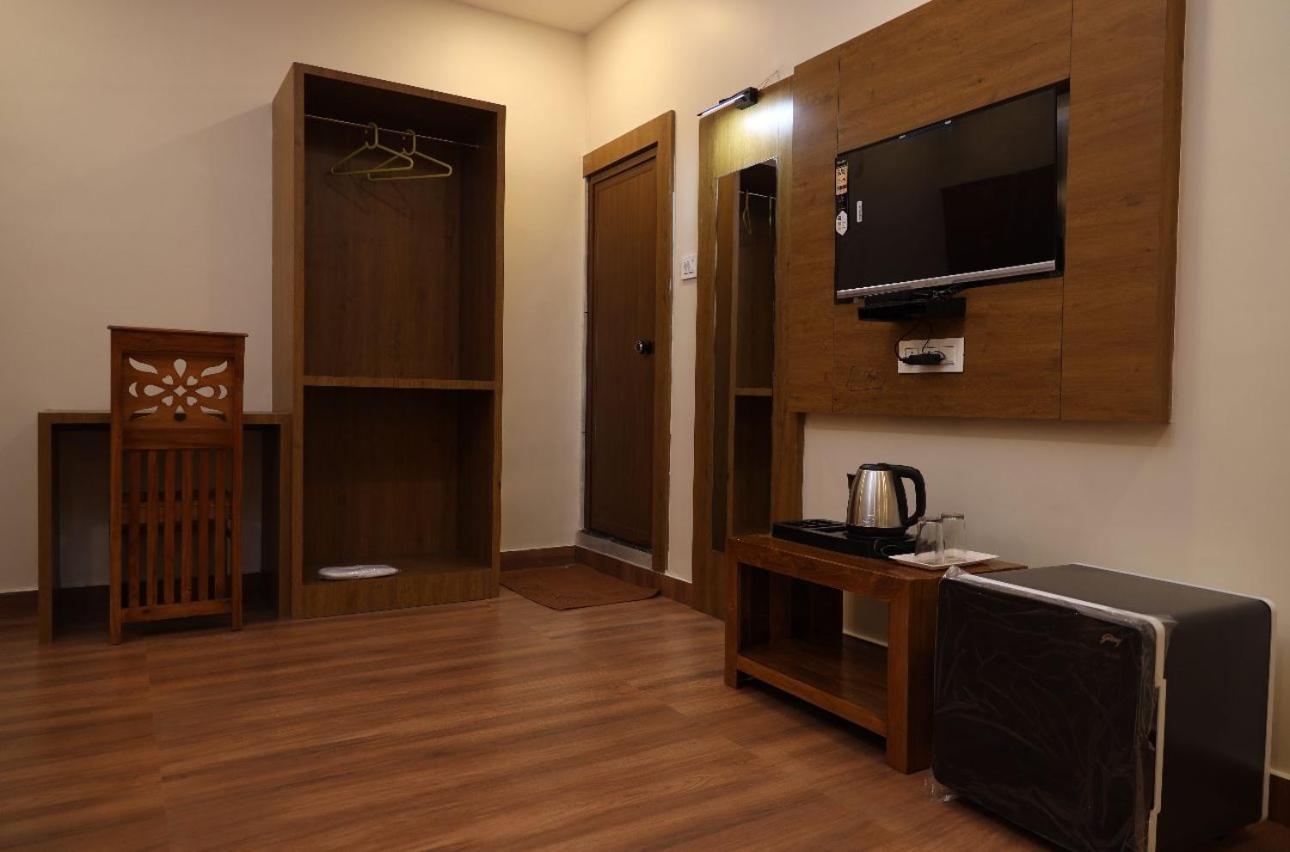 Hotel President Park Coimbatore Buitenkant foto