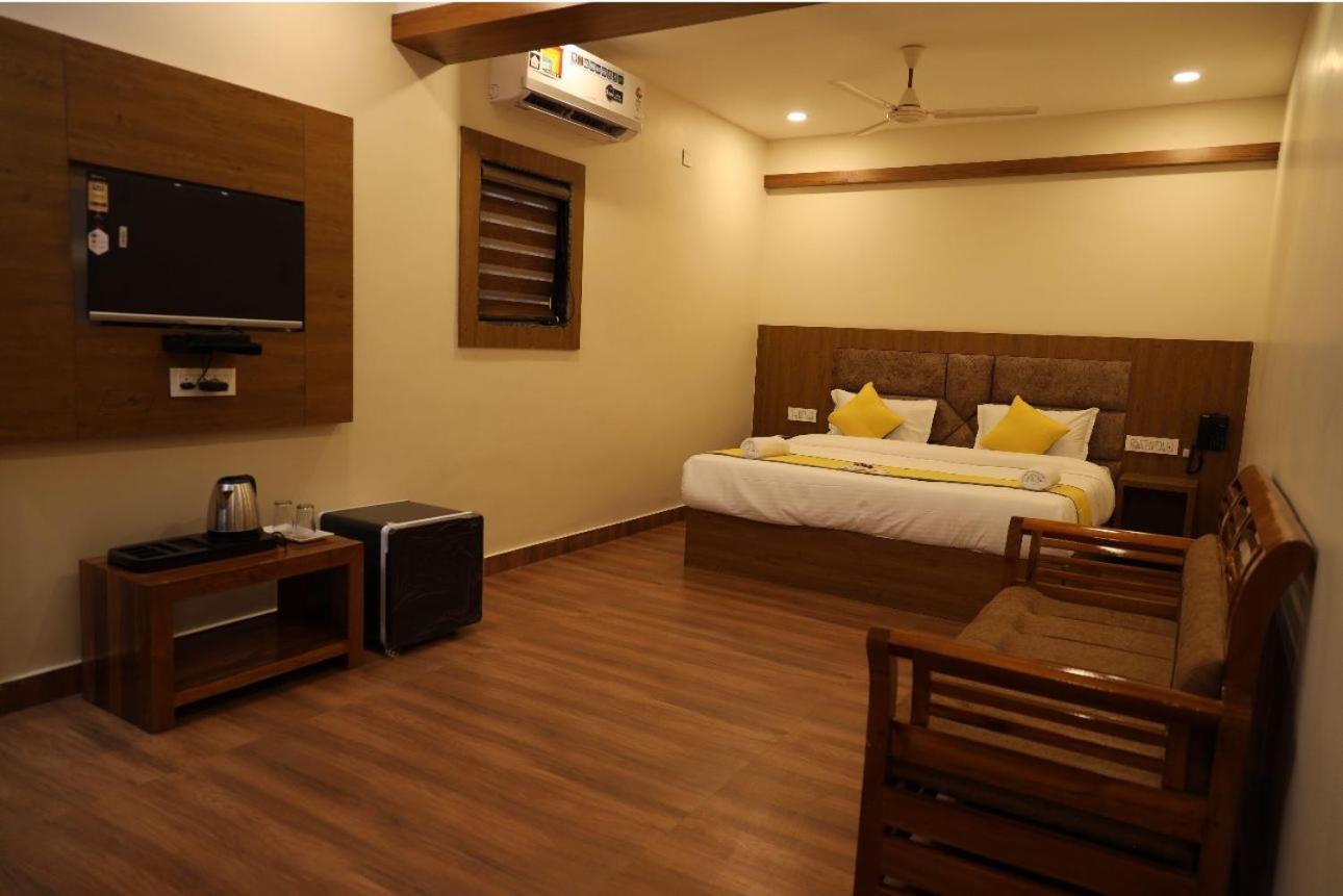 Hotel President Park Coimbatore Buitenkant foto