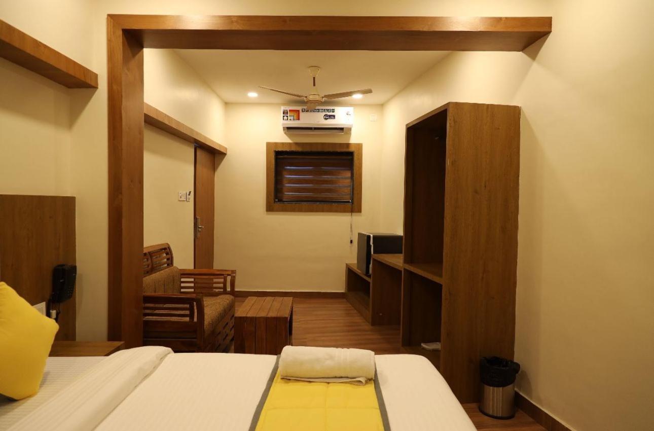 Hotel President Park Coimbatore Buitenkant foto